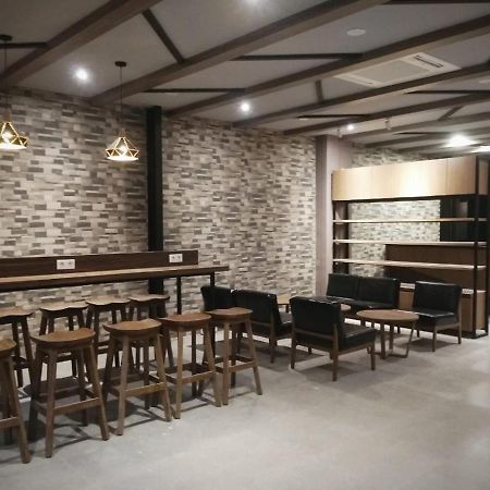 Hotel Marina Airport Семаранг Экстерьер фото