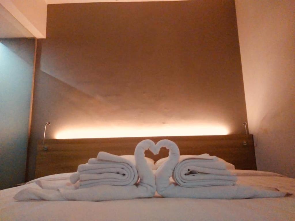 Hotel Marina Airport Семаранг Экстерьер фото