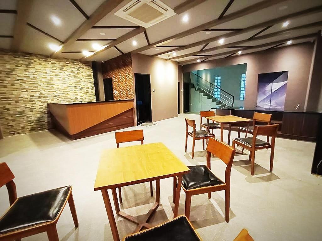 Hotel Marina Airport Семаранг Экстерьер фото